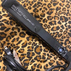 Paul Mitchell express ion smooth straightener